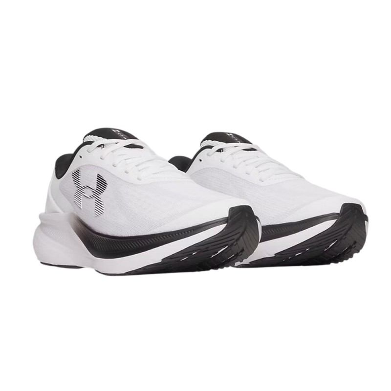 Under Armour Chase (6014417 100)