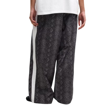 Puma T7 Relaxed AOP Snake Woven Pants op (638743 01)