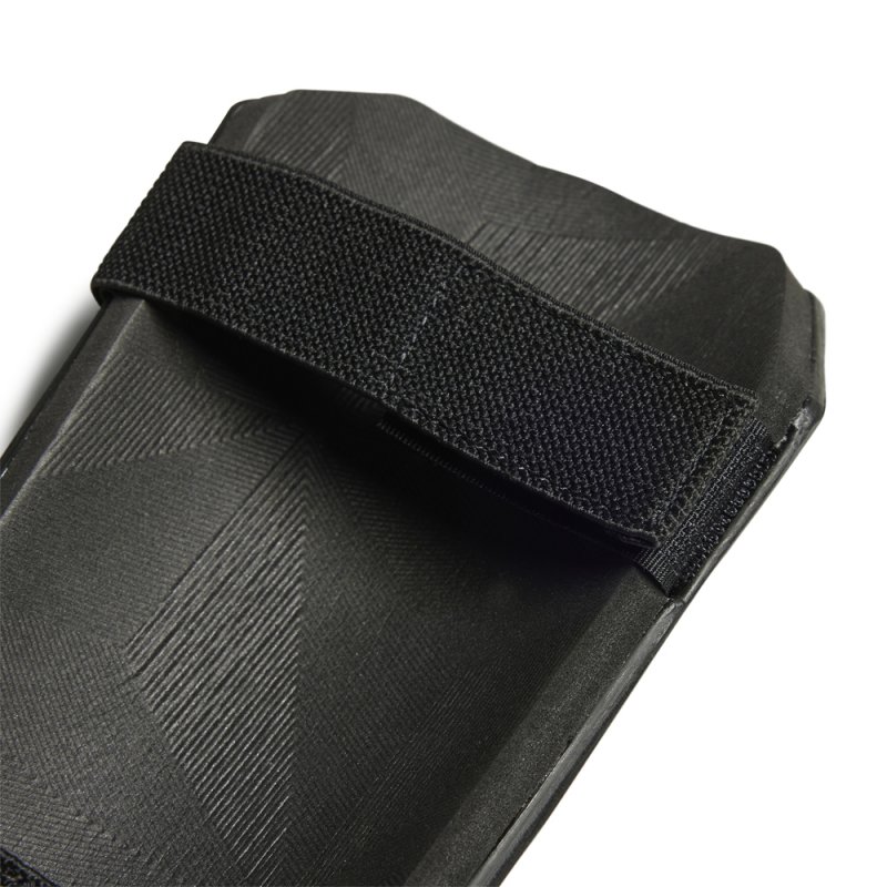 Adidas PRED SG TRN (HY4078)
