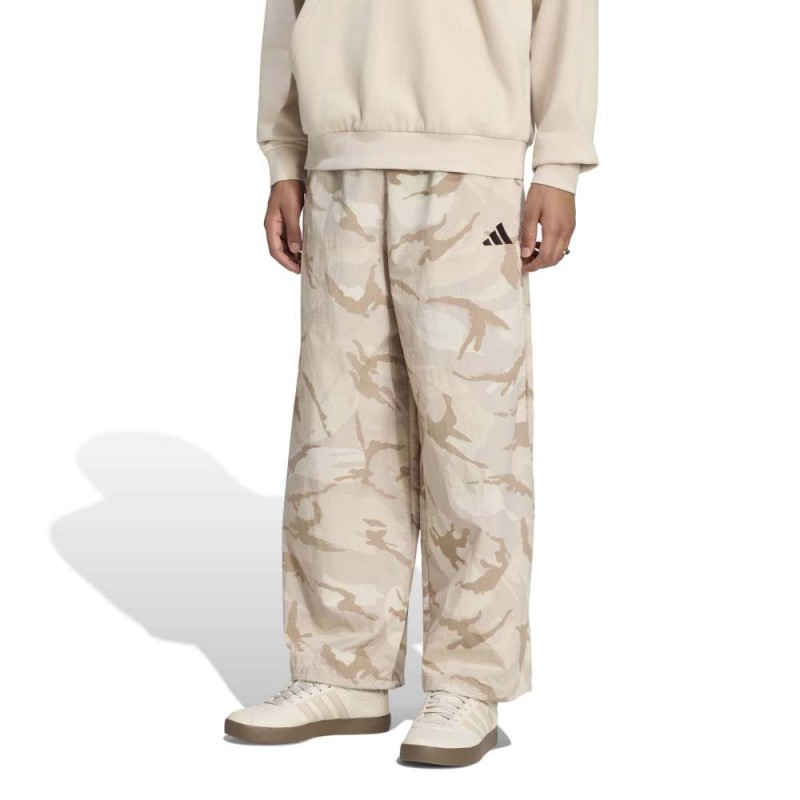 Adidas Seasonal Essentials Camo Woven Parachute Pants (KG4735)