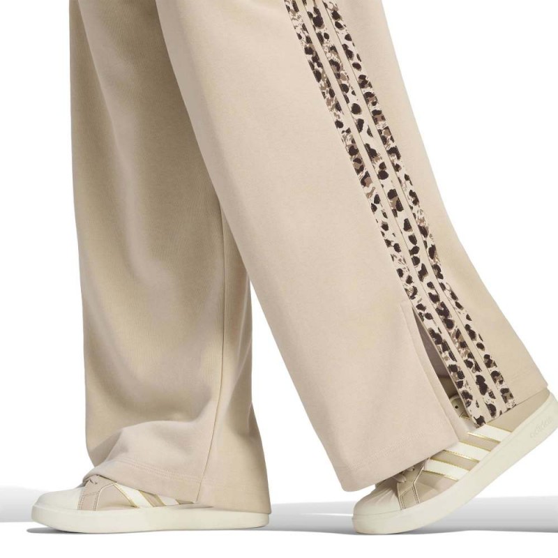 Adidas Seasonal Essentials Animal Print 3-Stripes Pants (KH1543)